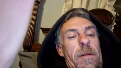 Snapshot of justwant2strokeit chatting on 12.19.25 justwant2strokeit online show from 12.19.25