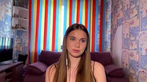 Snapshot of juttameadville chatting on 06.18.26 Melissa online show from 06.18.26