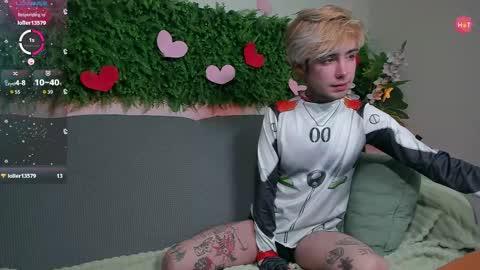 Snapshot of juuzou_kit chatting on 02.12.25 Juuzou hehim u can call me Juz online show from 02.12.25