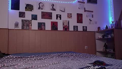 Snapshot of juuzou_kit chatting on 09.25.25 Juuzou hehim u can call me Juz online show from 09.25.25