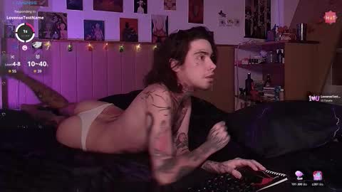 Snapshot of juuzou_kit chatting on 11.22.25 Juuzou hehim u can call me Juz online show from 11.22.25