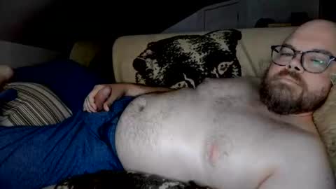 Snapshot of jwineness chatting on 06.20.26 MidsizeBiGuy online show from 06.20.26