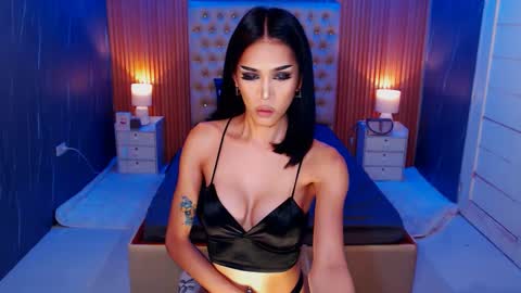 Snapshot of jynxocean chatting on 12.22.24 Jynx online show from 12.22.24