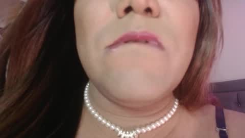 Snapshot of k_i_m_o_r_a_h chatting on 11.20.25 KIM online show from 11.20.25