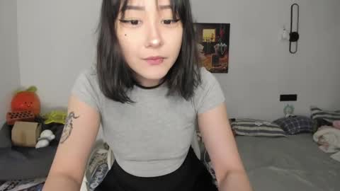 Kaoru online show from 04.04.26
