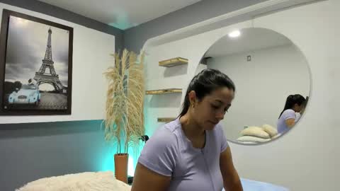 Antonella online show from 10.22.25