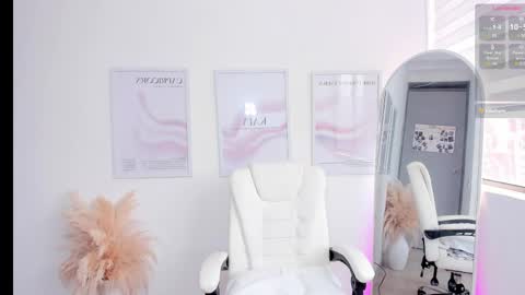    online show from 03.09.25