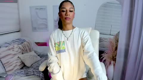 Snapshot of kaia_cam chatting on 04.29.26 online show from 04.29.26