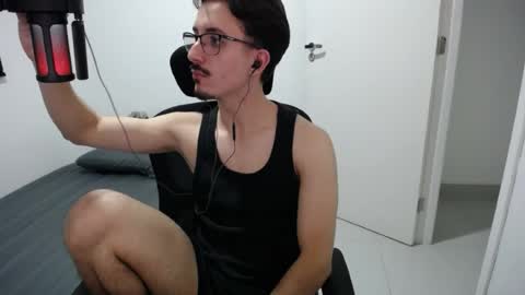 Snapshot of kaiblinc chatting on 07.19.26 kaiblinc online show from 07.19.26
