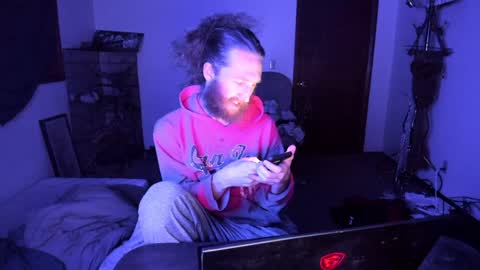 Kaiku77 online show from 01.10.25