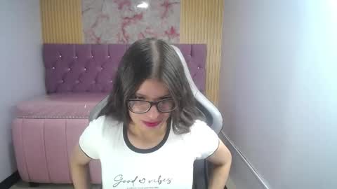 Kailee online show from 04.12.26