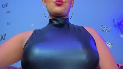 kaira_mosse_ online show from 04.19.26