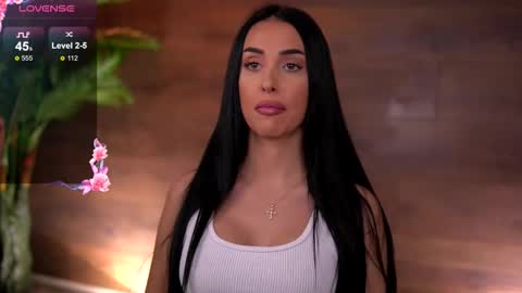 Snapshot of kairaandrews chatting on 11.19.25 Kaira online show from 11.19.25