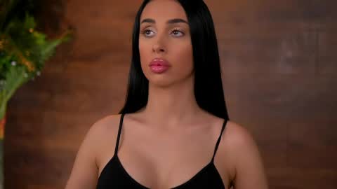 Kaira online show from 04.17.26