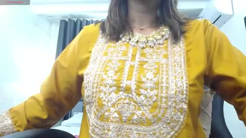 Kaira online show from 04.27.26