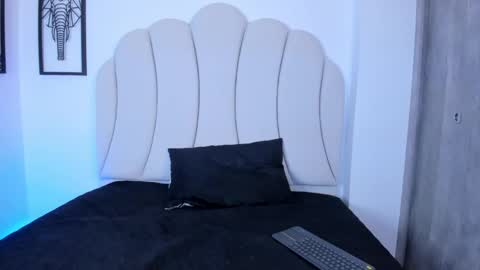 Kaity Lane online show from 01.15.25