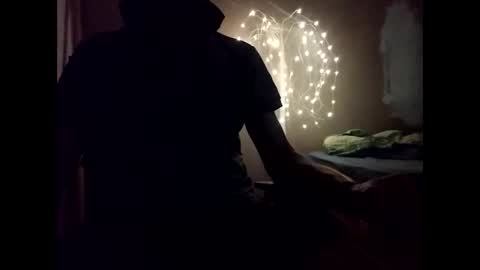 Snapshot of kajtek1979 chatting on 02.18.25 Olik1979 online show from 02.18.25