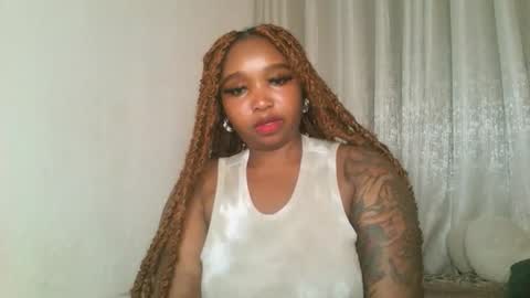 Snapshot of kakey_love chatting on 09.28.25 kakey love online show from 09.28.25