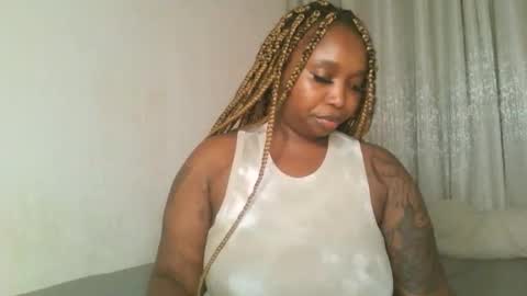 Snapshot of kakey_love chatting on 12.19.25 kakey love online show from 12.19.25