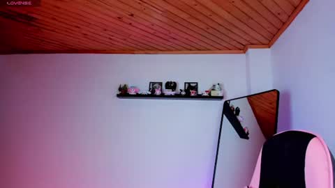 Kali Ka Please help me with your thumbs up its important   dont forget my birthday on October 26 online show from 06.08.26