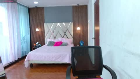 Snapshot of kali_rousse chatting on 05.08.26 online show from 05.08.26