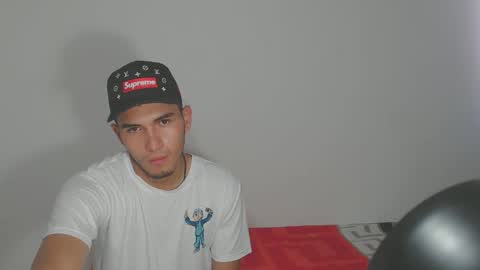 Snapshot of kalifah_ chatting on 04.09.26 kalifah_ online show from 04.09.26