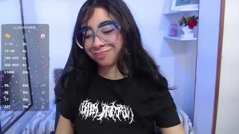 Snapshot of kalilowe_ chatting on 06.19.26 Kali online show from 06.19.26