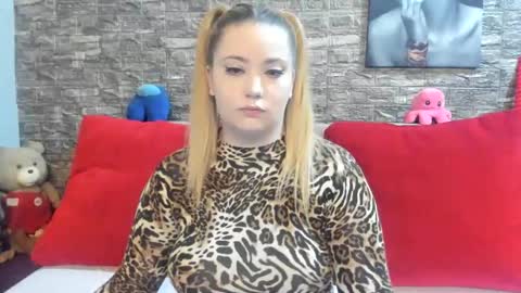 kalindahot online show from 11.23.25