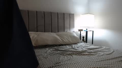 ONLY FANS  cami0777 FANSLY Camilabcruz777    instagram  online show from 01.28.25