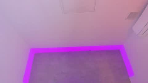 Carolina   online show from 01.23.25