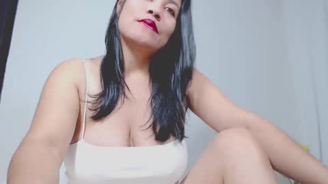 Snapshot of kally_higgins chatting on 01.17.25 Hannah online show from 01.17.25