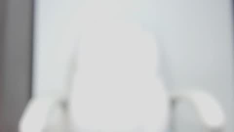 Snapshot of kally_higgins chatting on 11.23.25 Hannah online show from 11.23.25