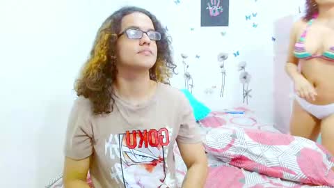 Dante and Carolina independient model online show from 12.15.24