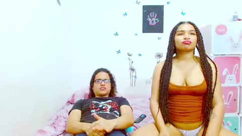 Dante and Carolina independient model online show from 01.05.25