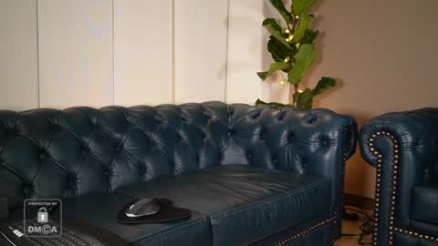 Kamila Sins online show from 12.18.24