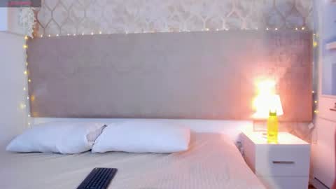 Snapshot of kamilabetancourt chatting on 02.26.26 Kamila Betancourt online show from 02.26.26