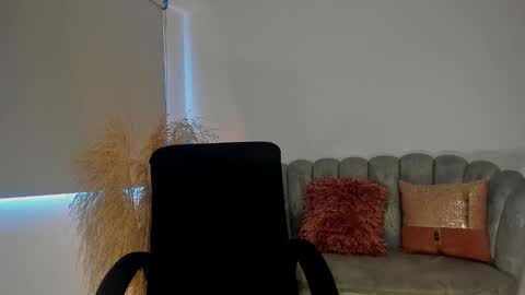 Kamila Monroe online show from 02.06.26