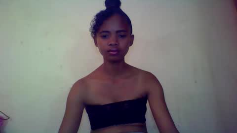 kamillah69 online show from 11.09.25