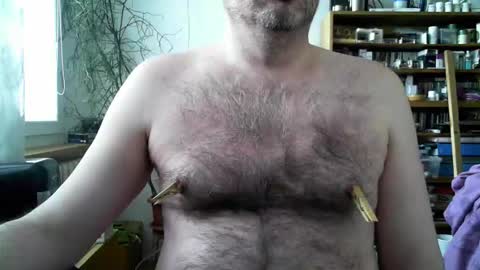 Snapshot of kamiluc1974_2 chatting on 11.17.25 Kamil Lipovy online show from 11.17.25