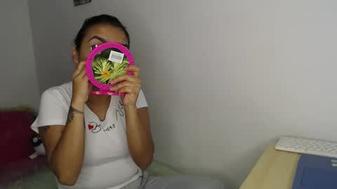 kammy   y   camila online show from 10.22.25