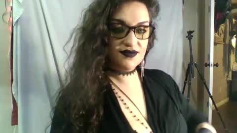 Snapshot of kandirain chatting on 10.26.25 kandirain online show from 10.26.25