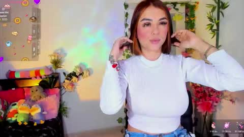 hello  Im Danni online show from 11.13.25