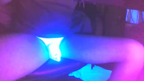 Snapshot of kangslang chatting on 12.04.25 KANGKHLOE online show from 12.04.25