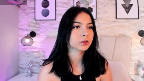 Snapshot of kanna02 chatting on 10.21.25 Kanna online show from 10.21.25