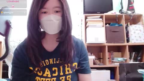 Snapshot of kaorixp chatting on 09.25.25 kaorixp online show from 09.25.25