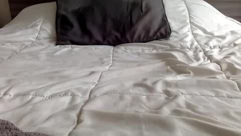 Snapshot of kara_ross chatting on 03.01.26 KARA online show from 03.01.26