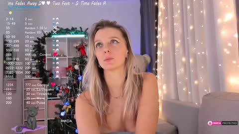 Snapshot of karamelsw chatting on 12.27.24 Julia online show from 12.27.24