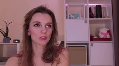 Julia online show from 03.27.26