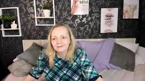 Karen online show from 05.24.26