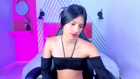 Kari  online show from 12.15.25